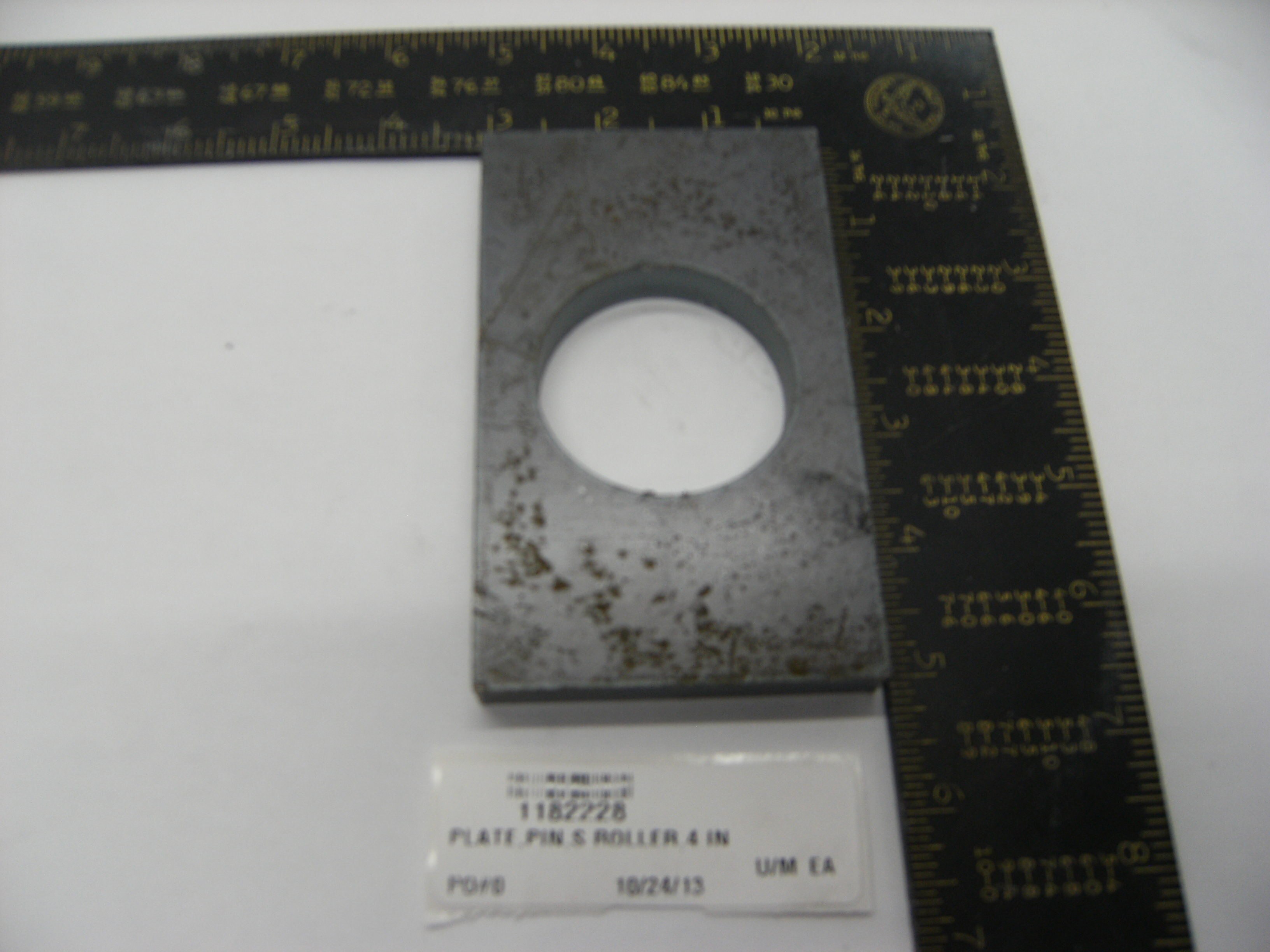 PLATE,PIN,S ROLLER,4 IN
